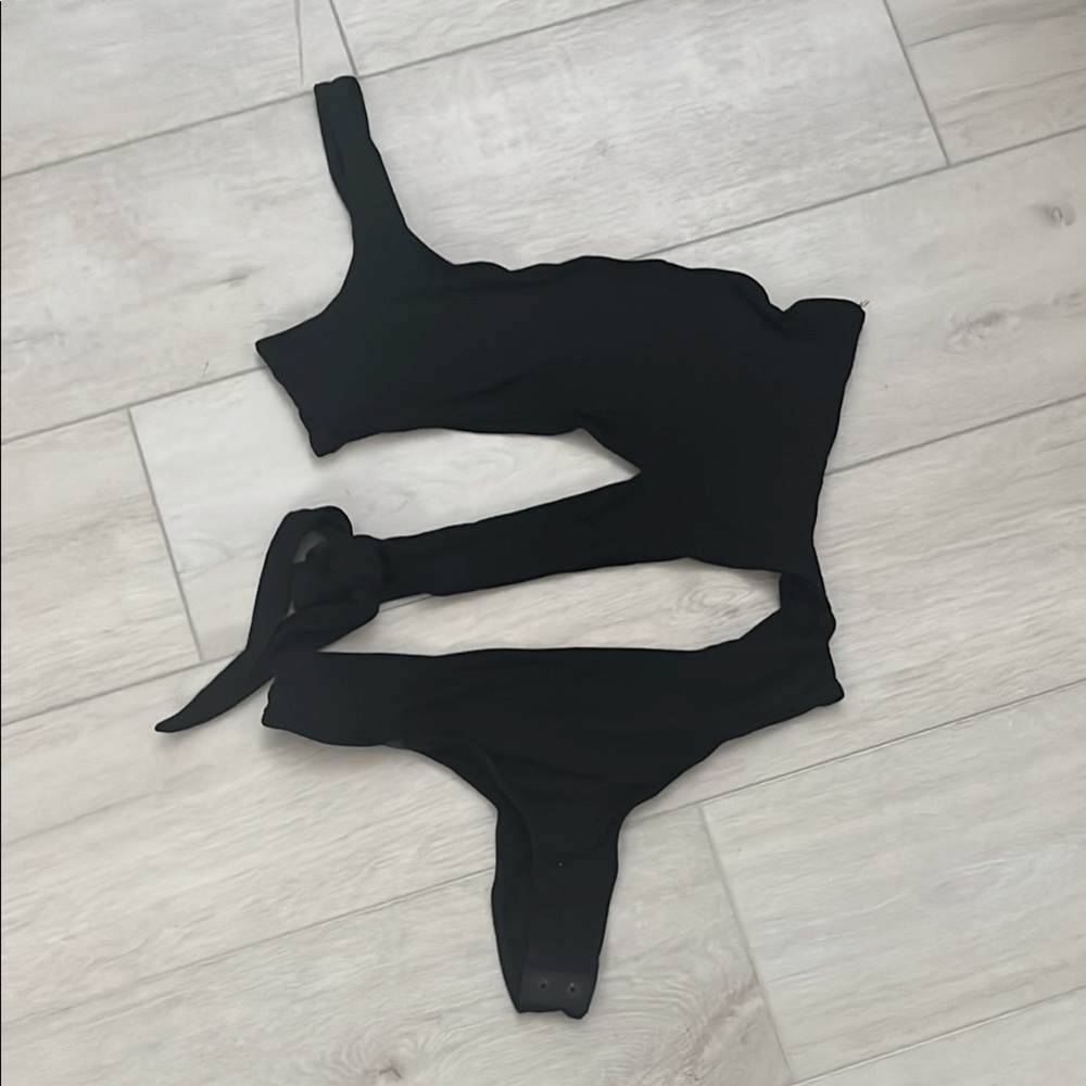 JLUXLABEL :: SWIMSUIT